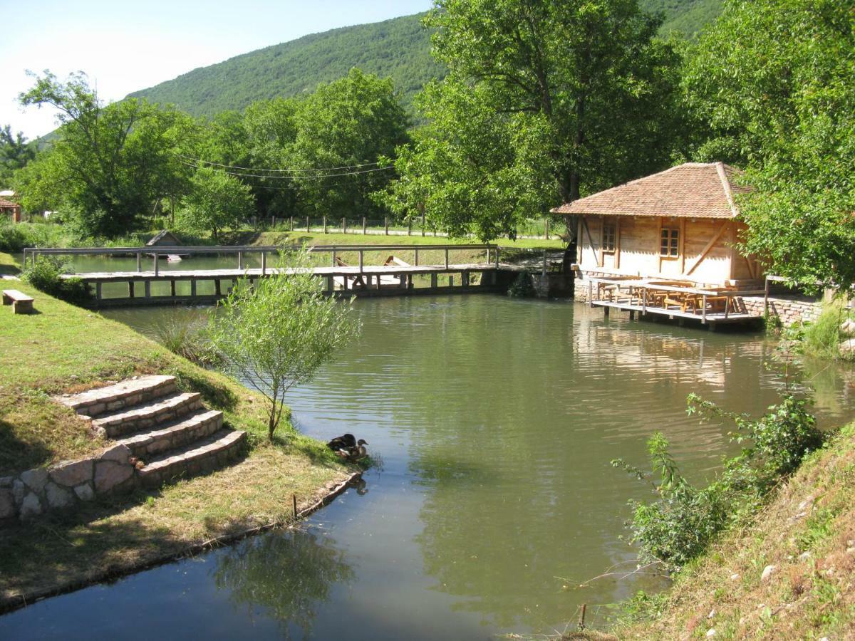 Villa Vodenica Lug Strmosten Exterior foto